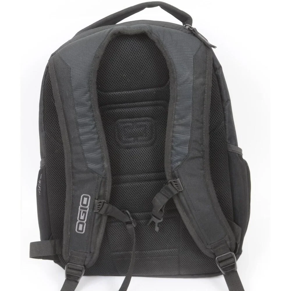 OGIO Logan Backpack Tablet 15.6